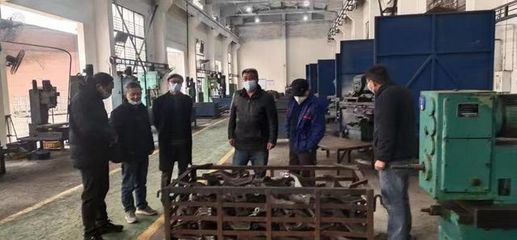 重慶市大足區工程師協會 - 協會機械制造專家到企業開展技術跟蹤服務