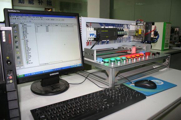 聚焦plc應用與創(chuàng)新,億維參加數(shù)字化與智能工廠技術行業(yè)交流會_產(chǎn)品_自